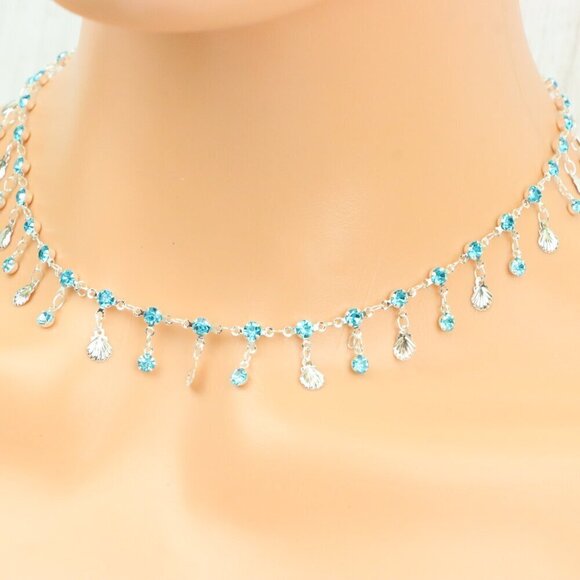 "Minimalist & Elegant Necklace Chain – Perfect for Women & Girls | UNVRC1300 - Picture 2 of 10